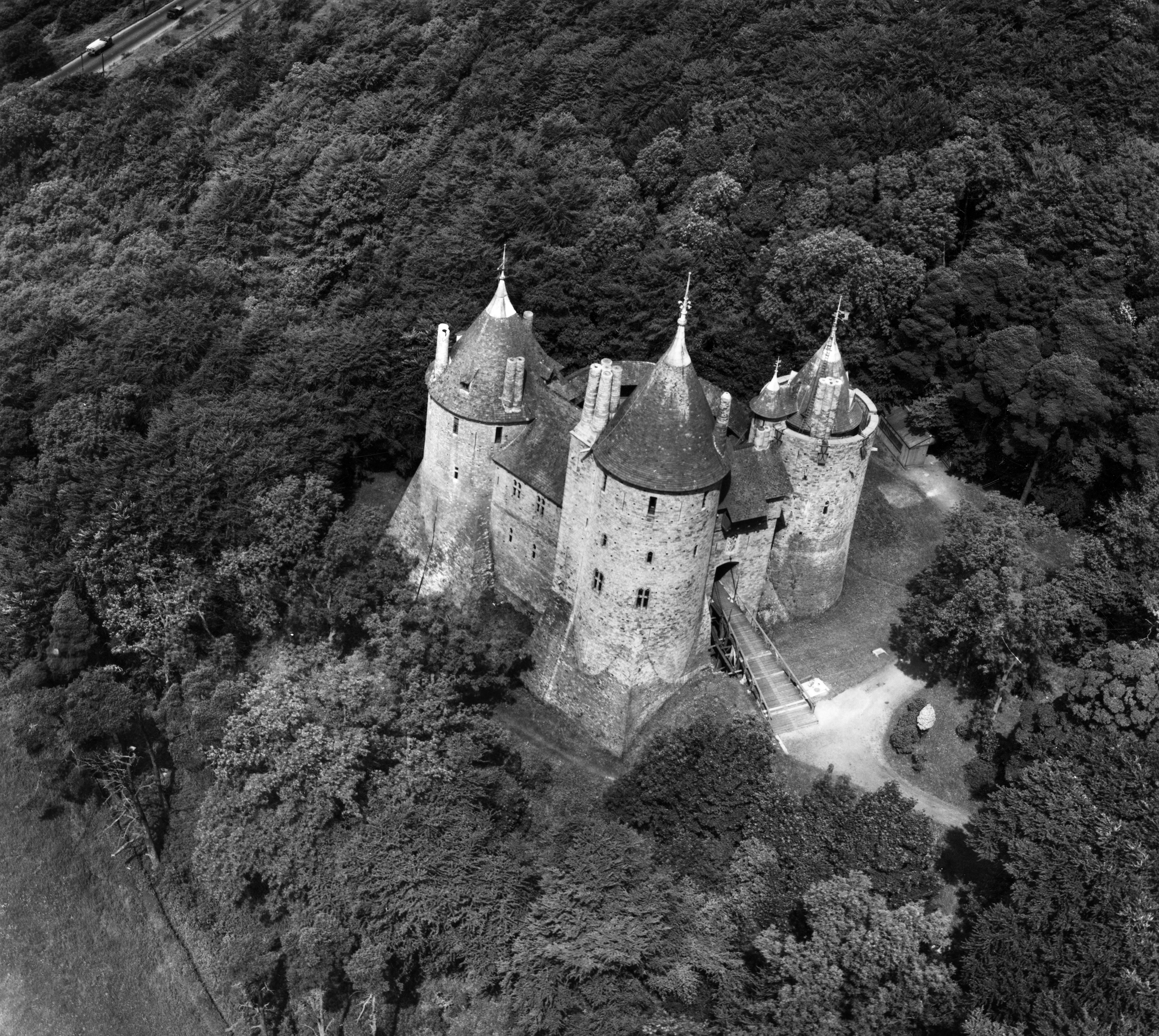 Aerial view of Castell Coch, 1947