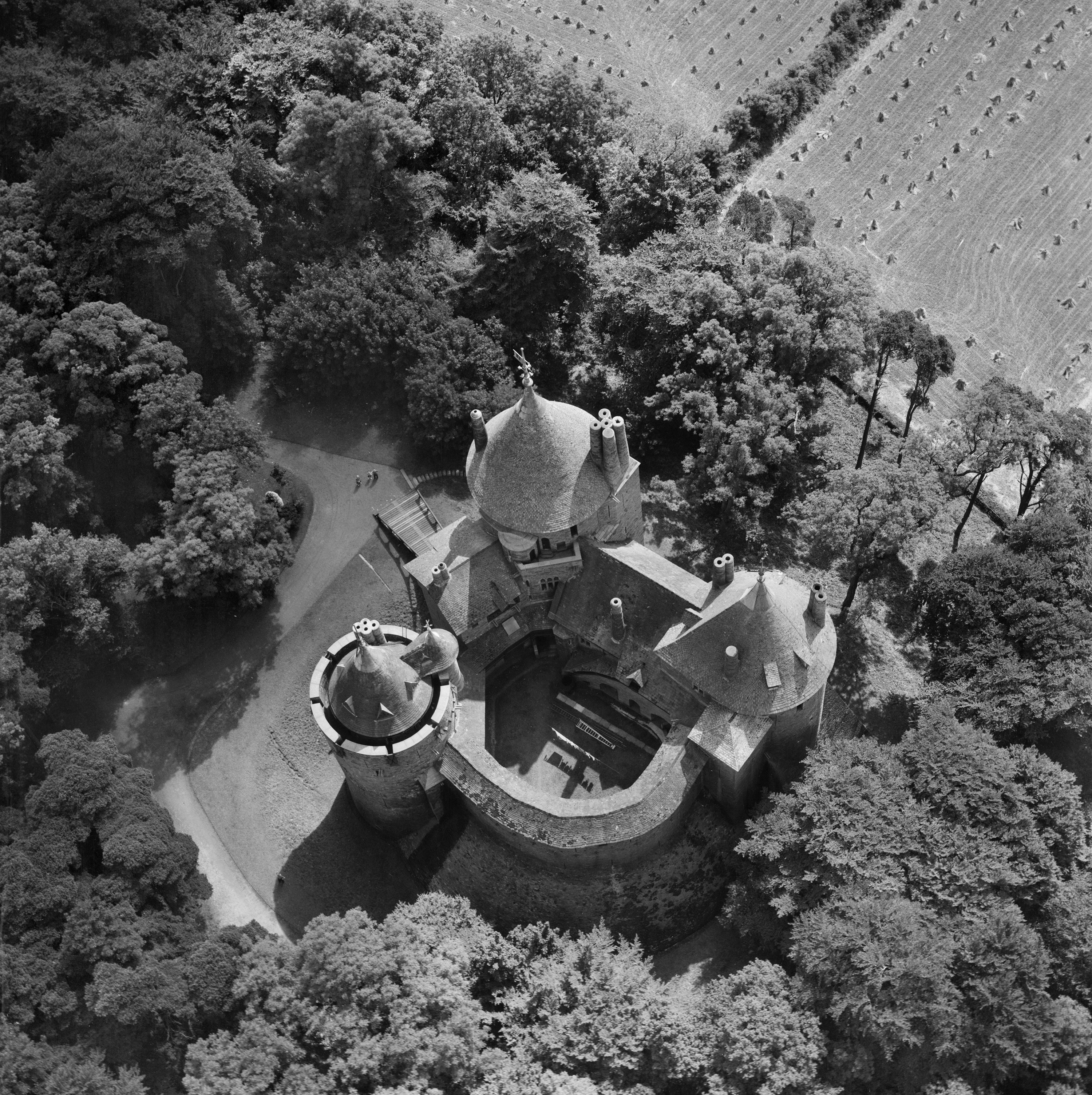 Aerial view of Castell Coch, 1949