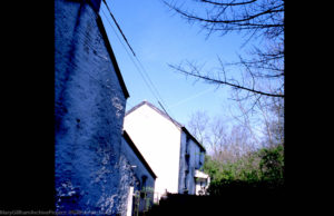Ivy Dene Cottage behind Ivy House Farm, Tongwynlais, Apr 2000